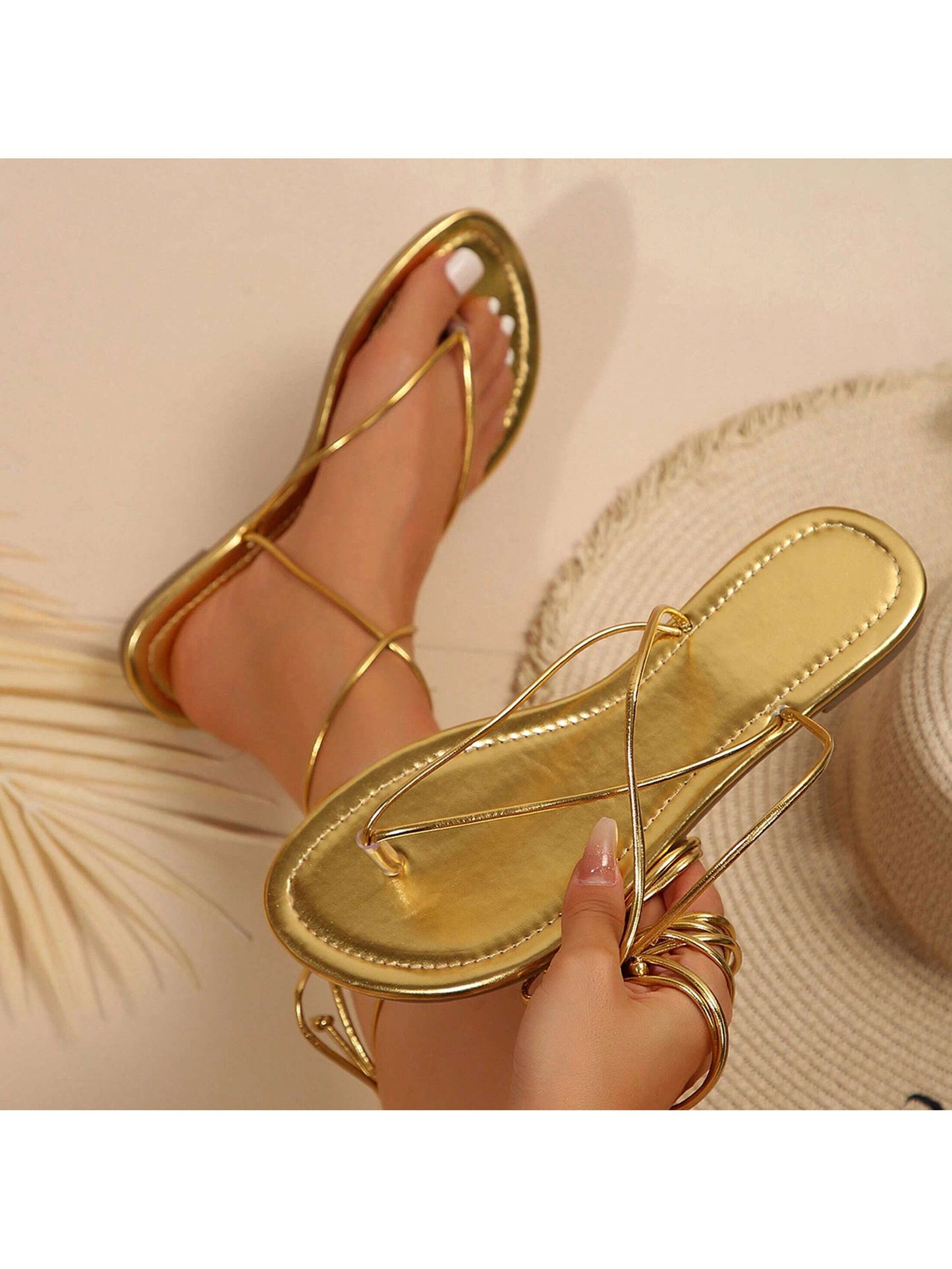 Women'S Flat Sandals Summers Check Gold Flip-Flop Sandals with Metal Lace-Up Design