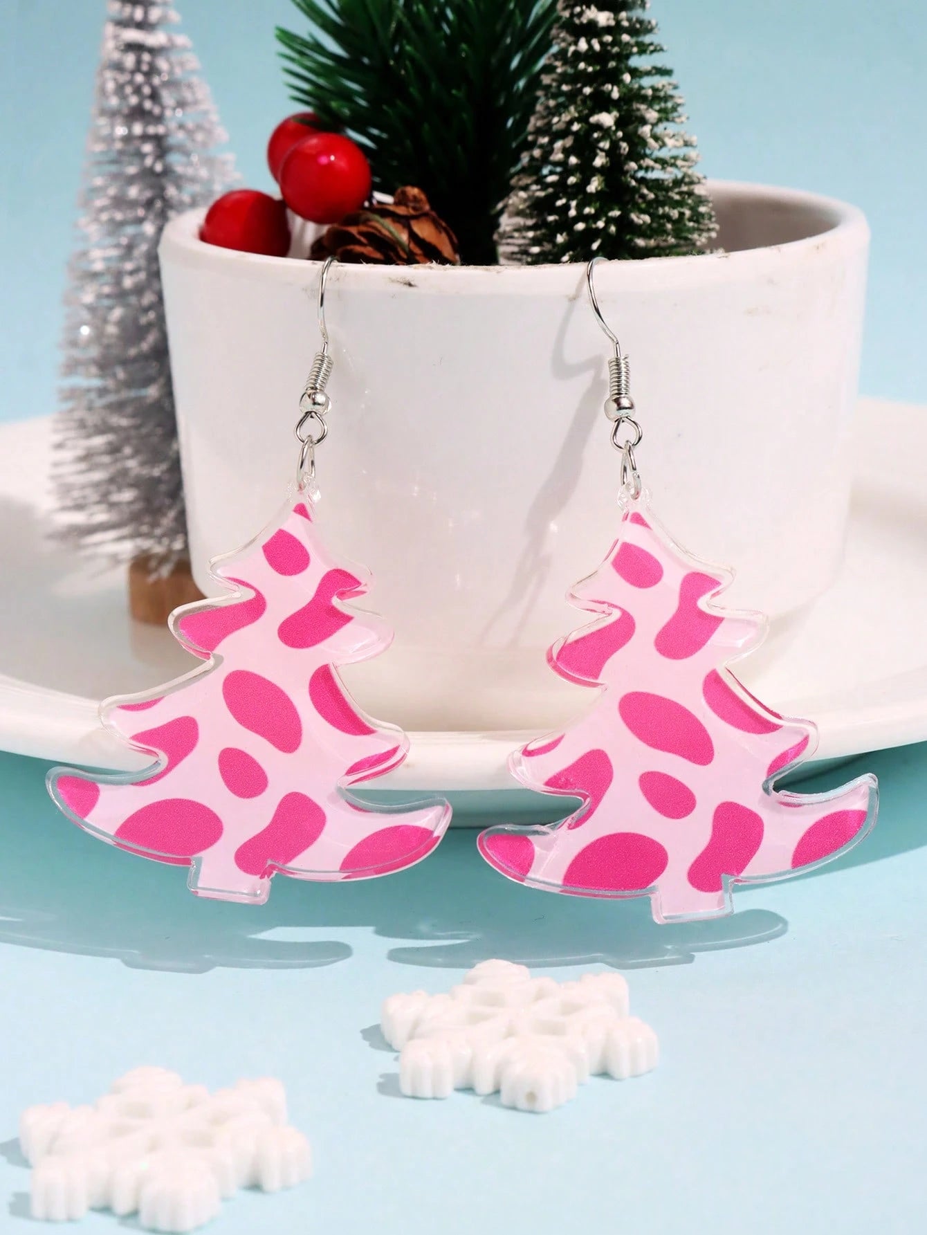 1Pair Cute & Fashionable Acrylic Sparkly Pink Leopard Print Heart Shaped Dangle Earrings for Women Valentines