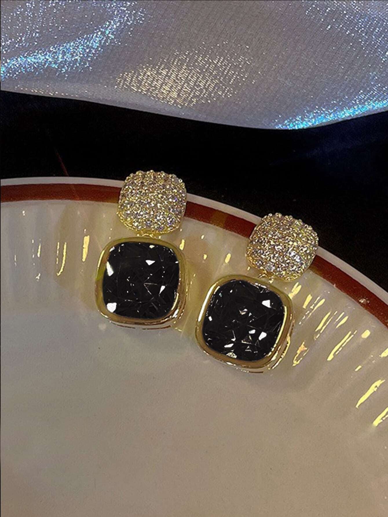 Rhinestone Decor Earrings