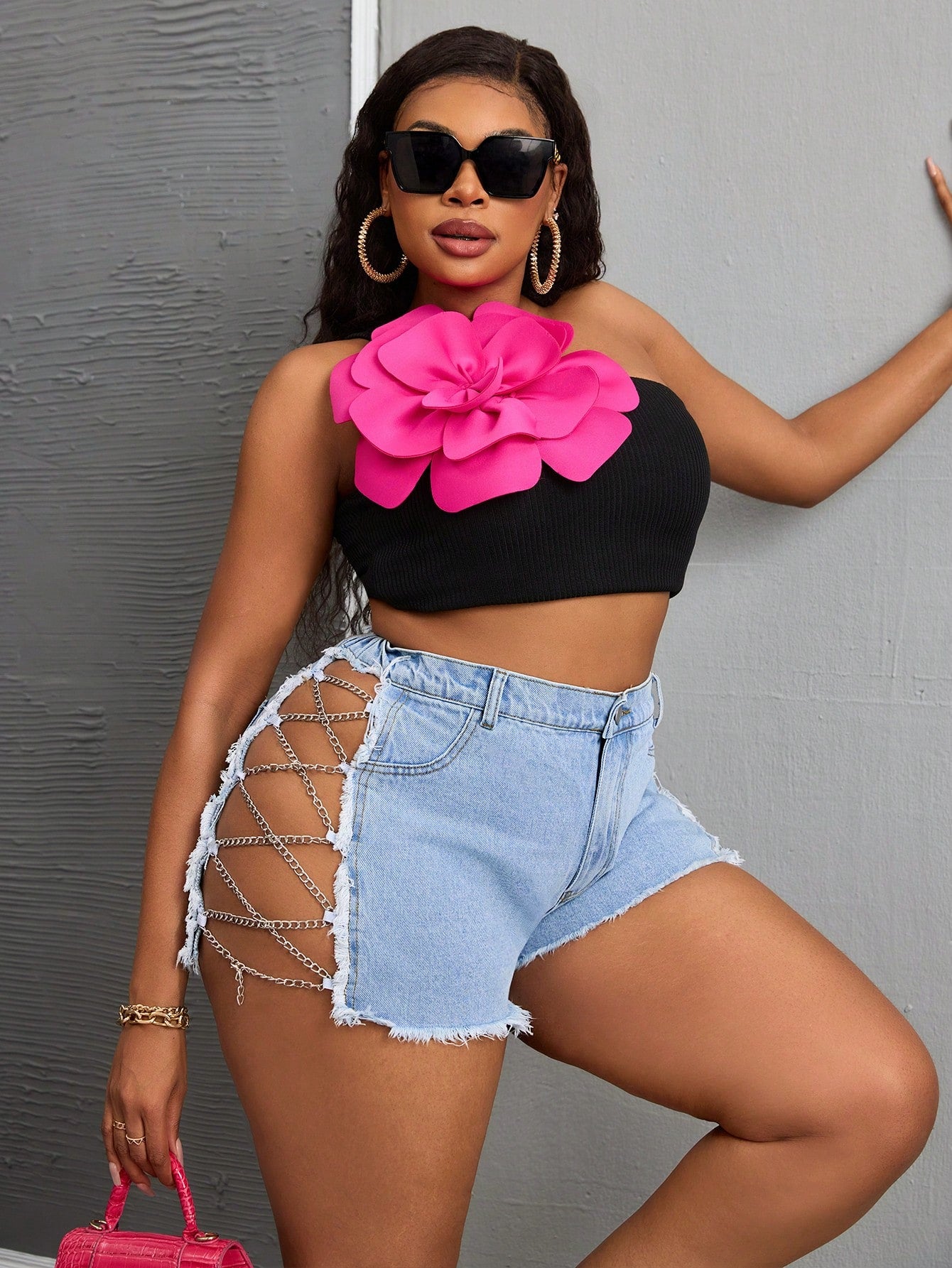 SXY plus Size Front Button Pockets Hollow Fringe Hem Casual Denim Shorts