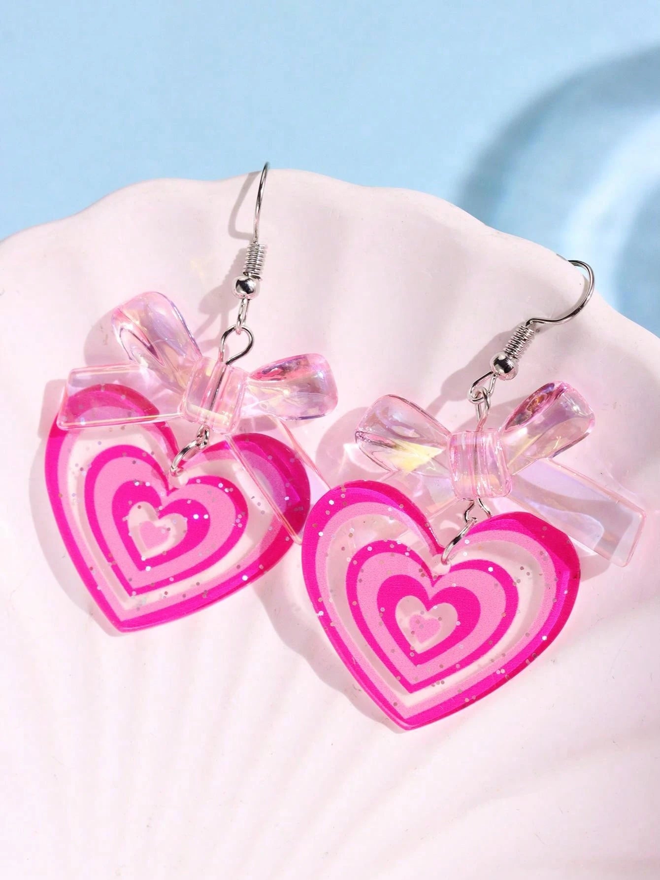 1Pair Cute & Fashionable Acrylic Sparkly Pink Leopard Print Heart Shaped Dangle Earrings for Women Valentines